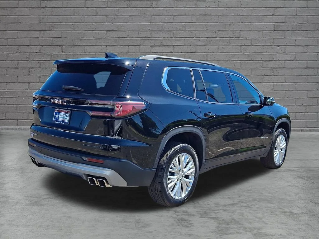 Used 2024 Ebony Twilight Metallic GMC Elevation image 12