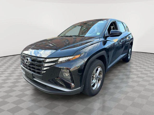 Used 2024 Black Pearl Hyundai SE image 6