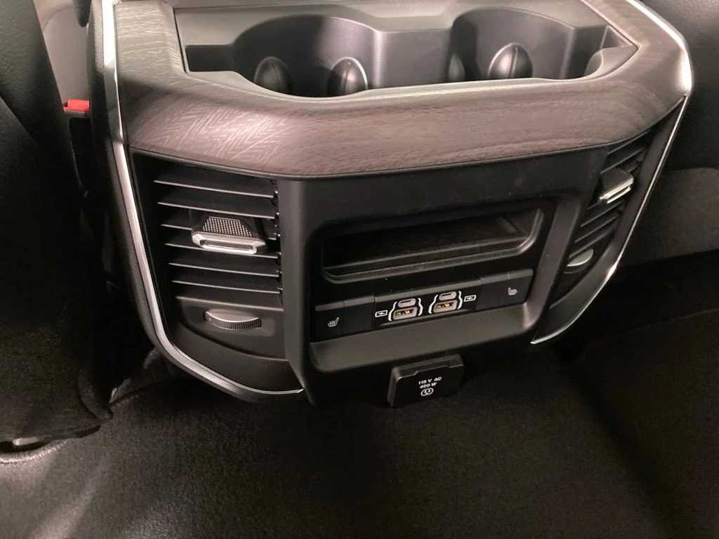 2026 RAM 2500 Laramie - Photo 17