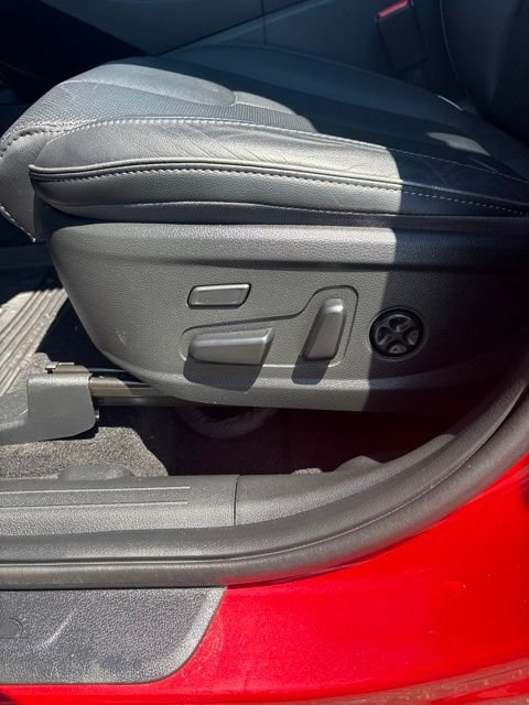 Used 2023 Red Hyundai Limited image 27