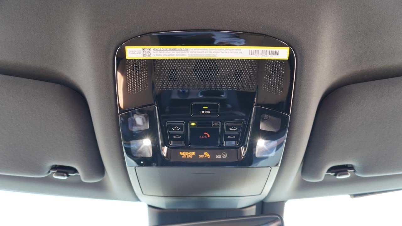 Used 2025 White Lexus RX 350 Premium image 27