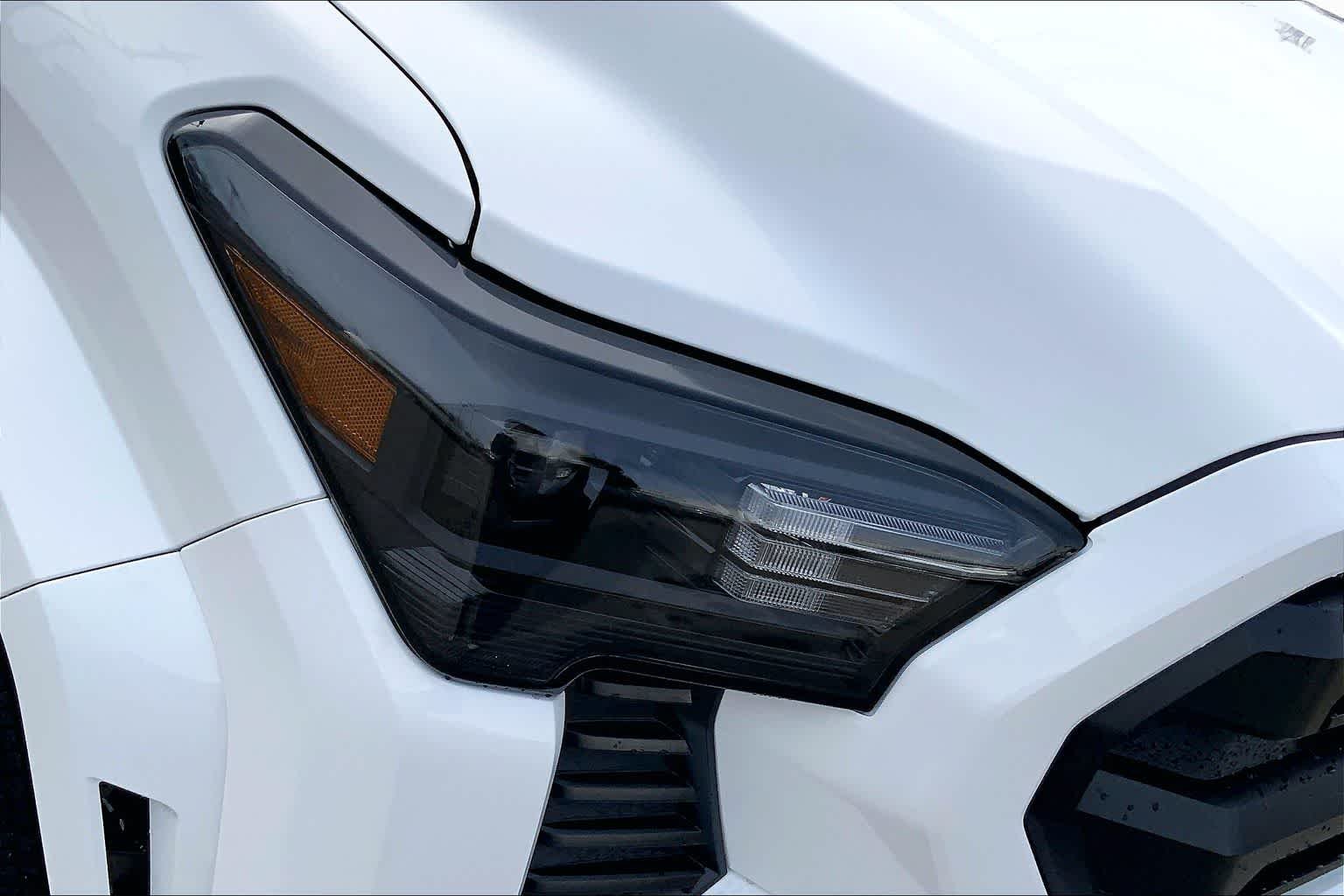 New 2026 Ice Cap Toyota SR5 image 13