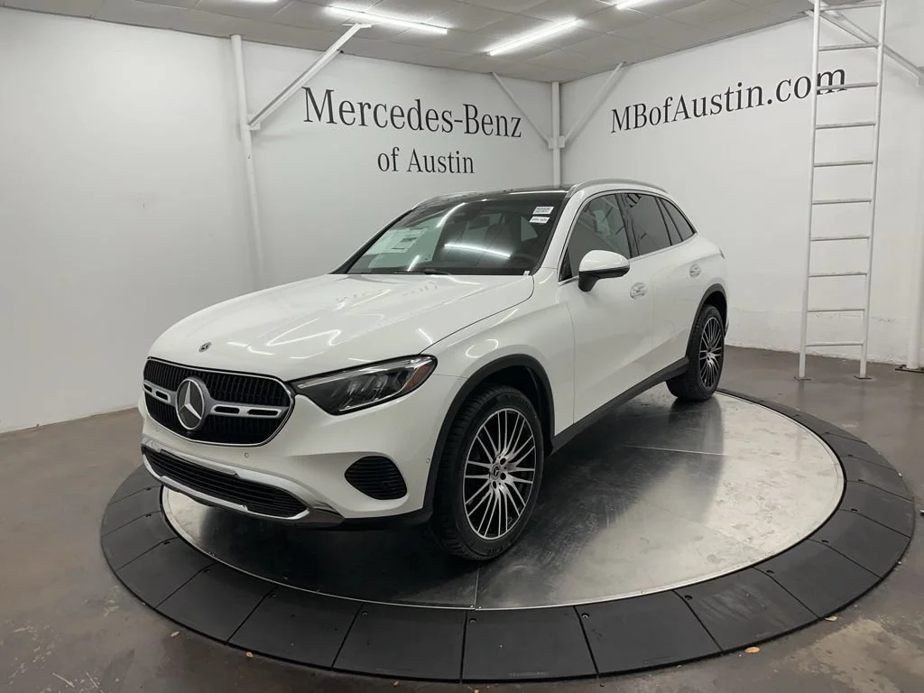 Certified Used 2026 White Mercedes-Benz GLC 300 image 3