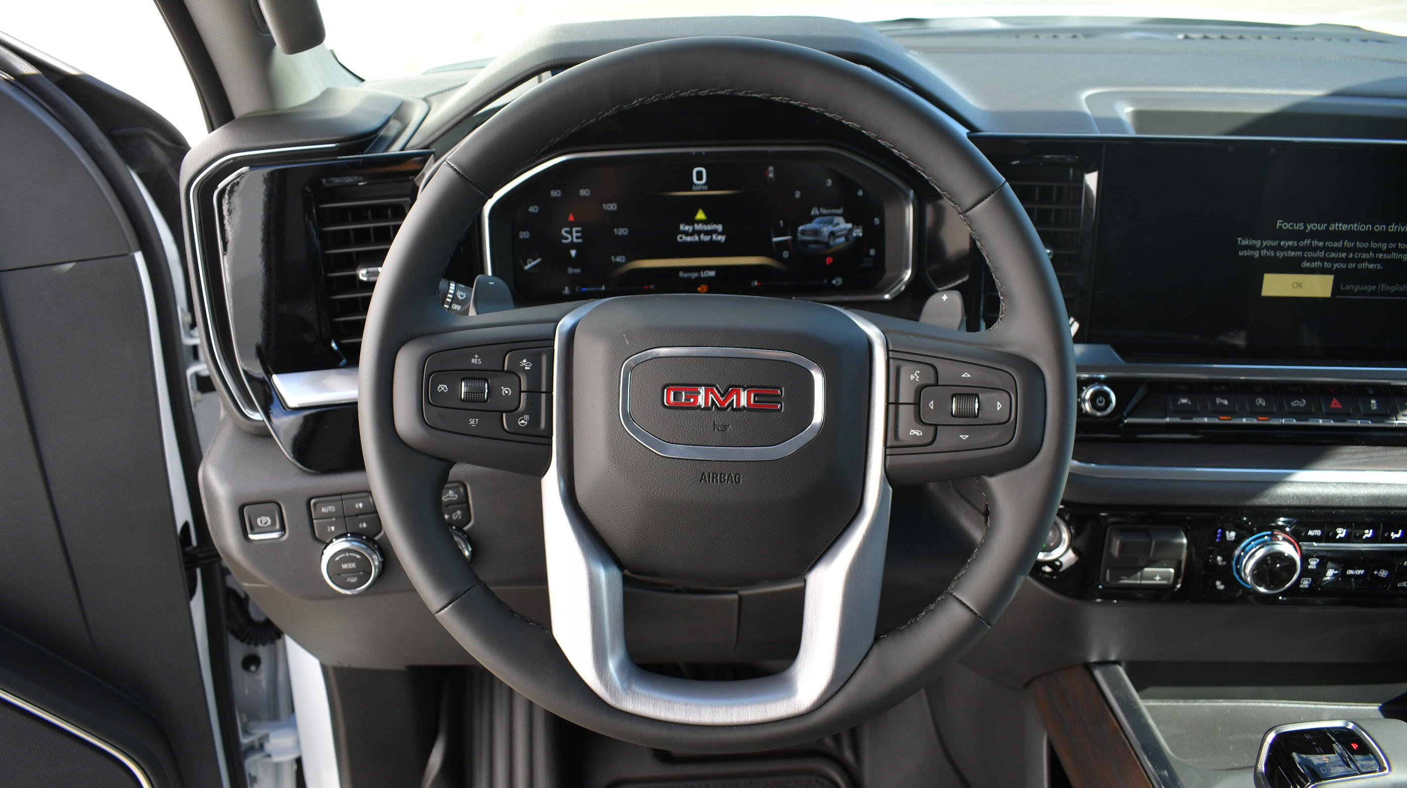2026 GMC Sierra 1500 SLT - Photo 21