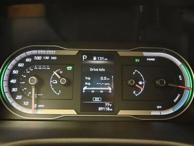 Used 2022 Silver Hyundai Blue image 26