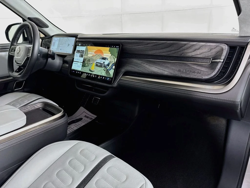 Used 2022 White Rivian Adventure image 35