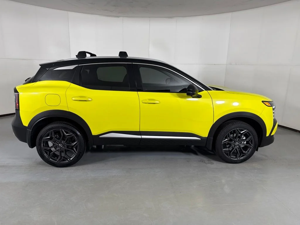 2026 Nissan KICKS SR - Photo 9