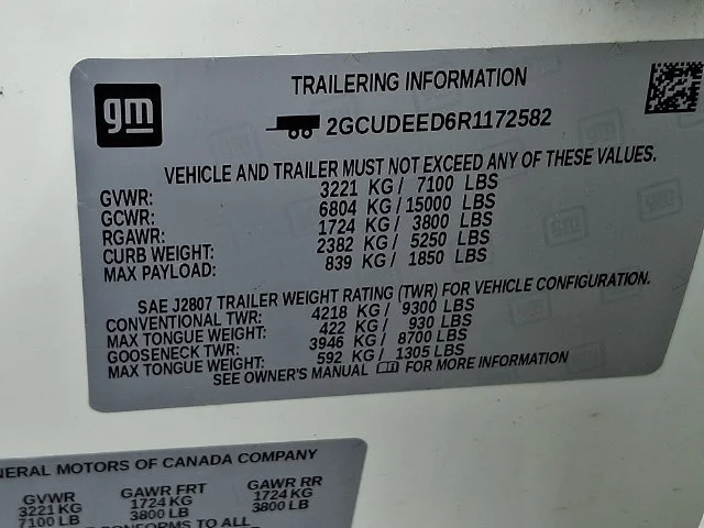 Used 2024 White Chevrolet RST image 28