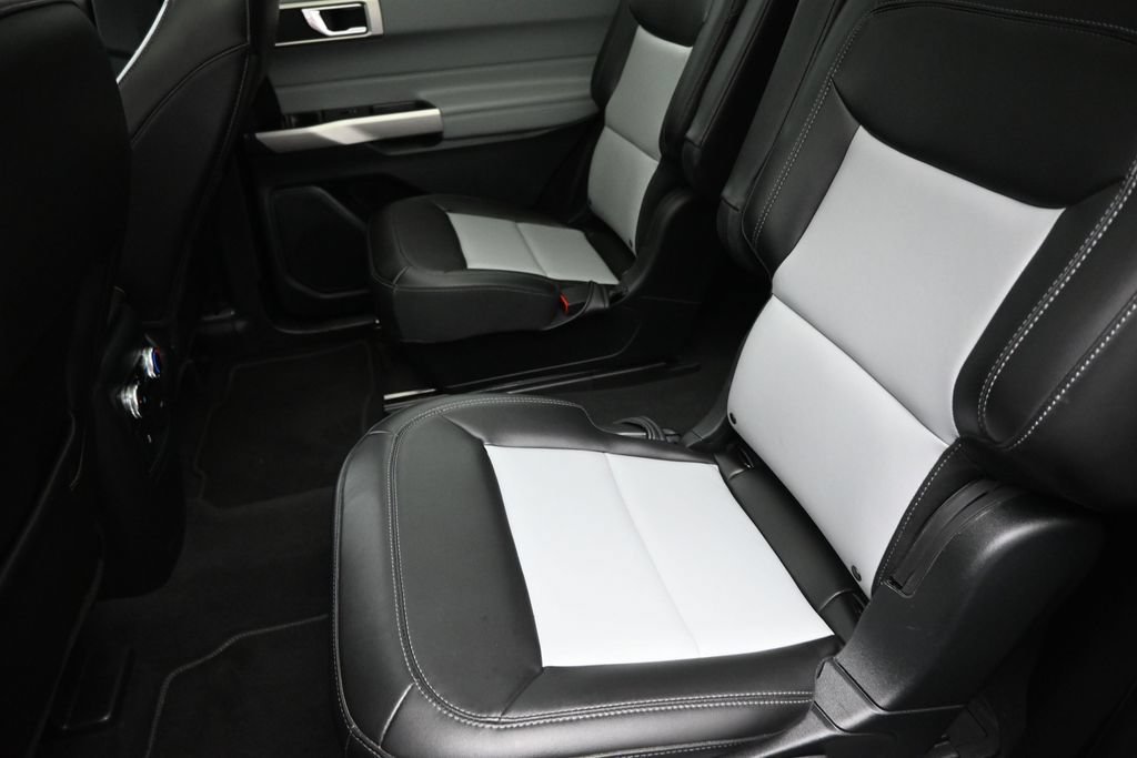 Certified Used 2023 Black Ford XLT image 25