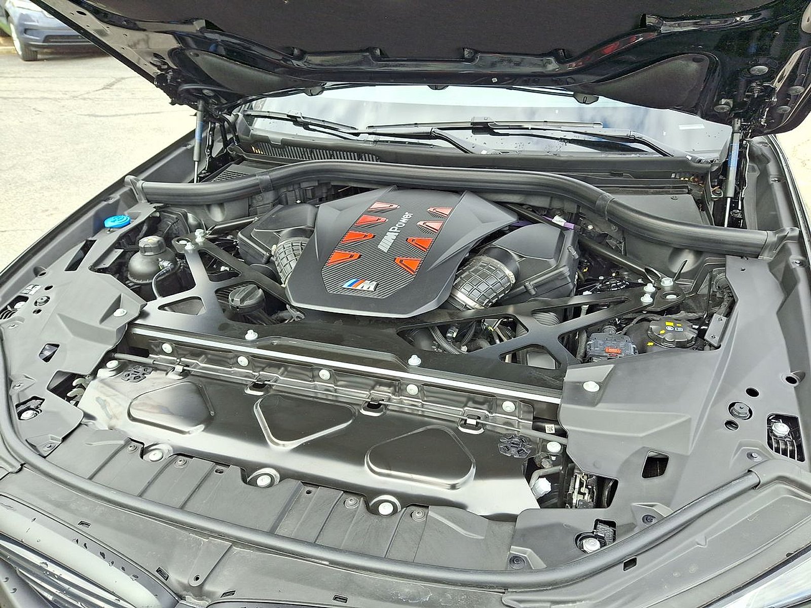 Used 2025 Black Sapphire Metallic - 475 BMW Competition image 30