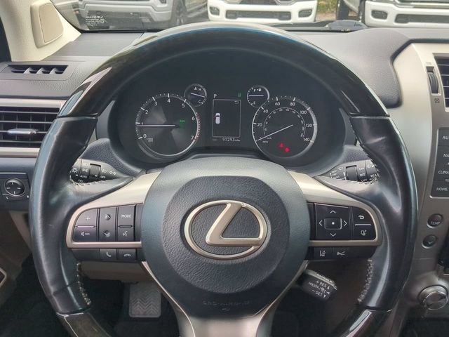 Used 2020 Black Lexus 460 image 31