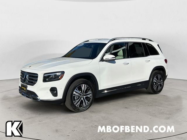 2025 Mercedes-Benz GLB GLB 250 4MATIC's photo