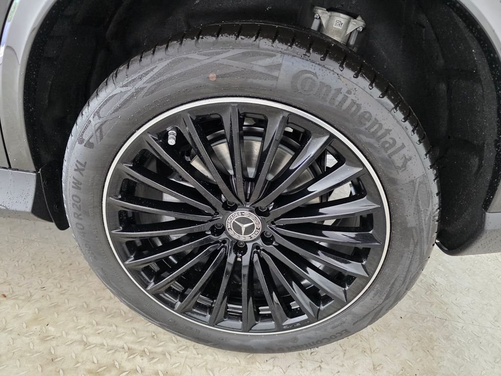 New 2026 Graphite Grey Metallic Mercedes-Benz GLC 300 image 12