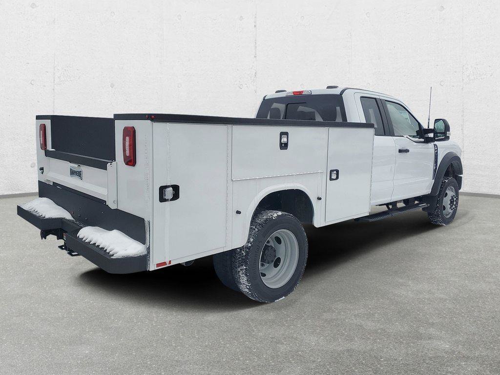 New 2026 Oxford White Ford F-450® XL image 5