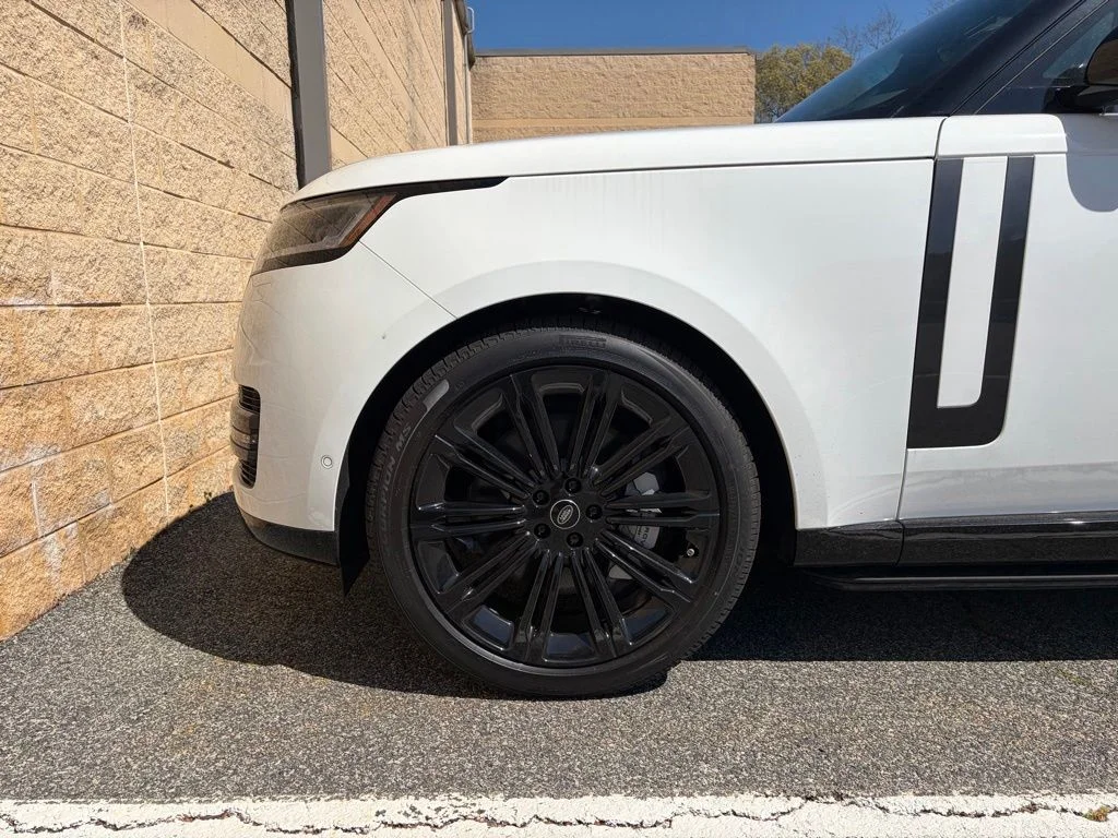 2025 Land Rover Range Rover SE - Photo 9