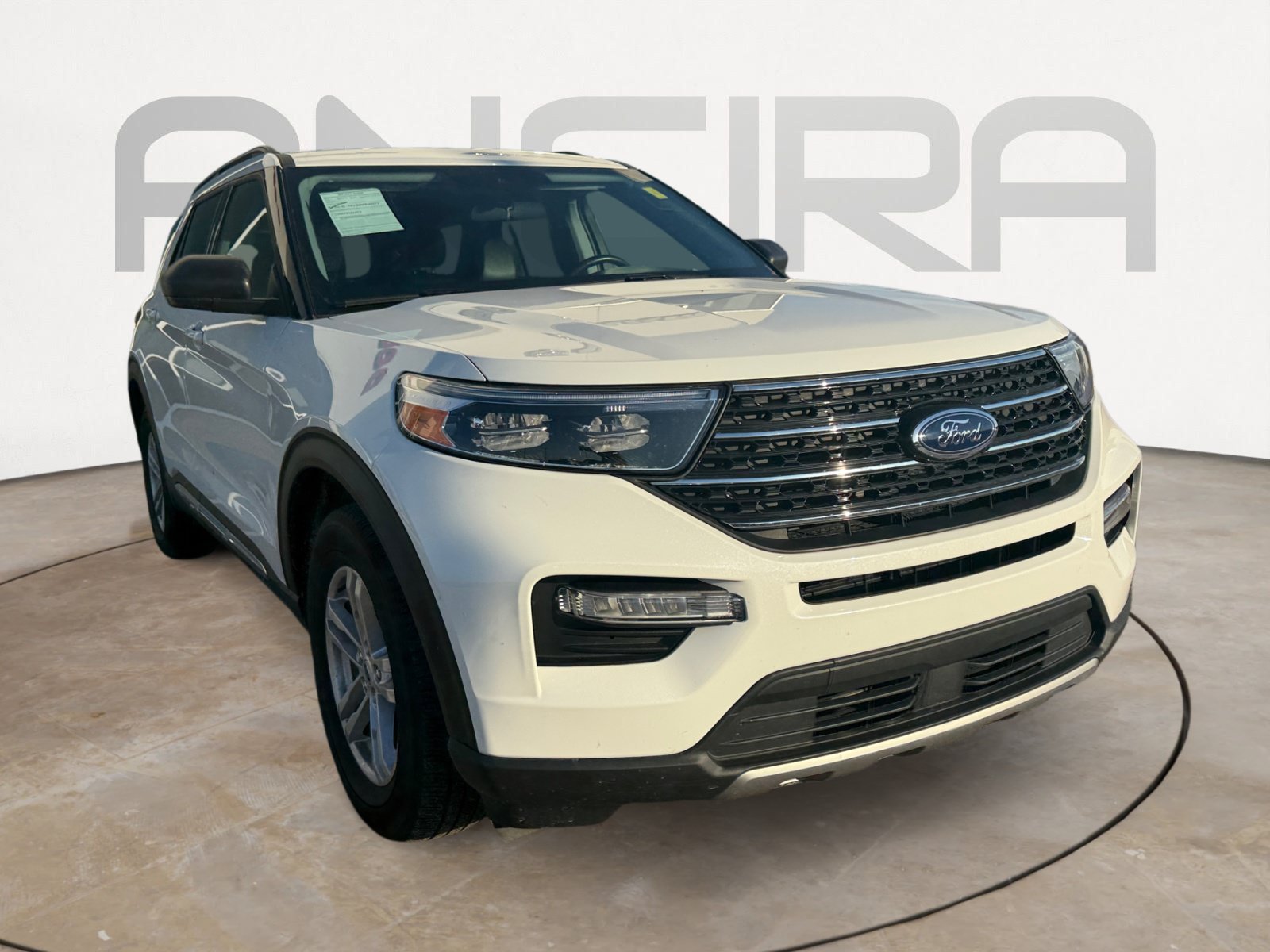 Used 2023 White Metallic Ford XLT image 6