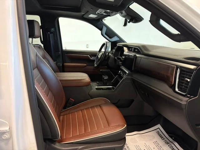 Used 2024 White GMC Denali Ultimate image 41