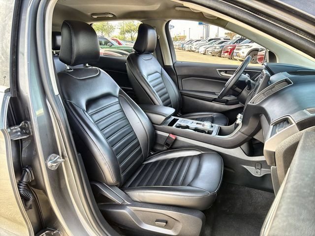 Used 2024 Gray Ford SEL image 23