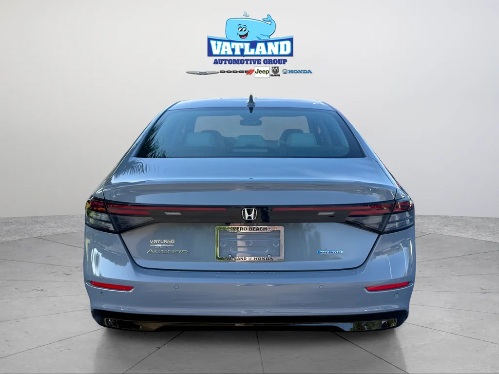 New 2026 Urban Gray Pearl Honda EX-L image 4