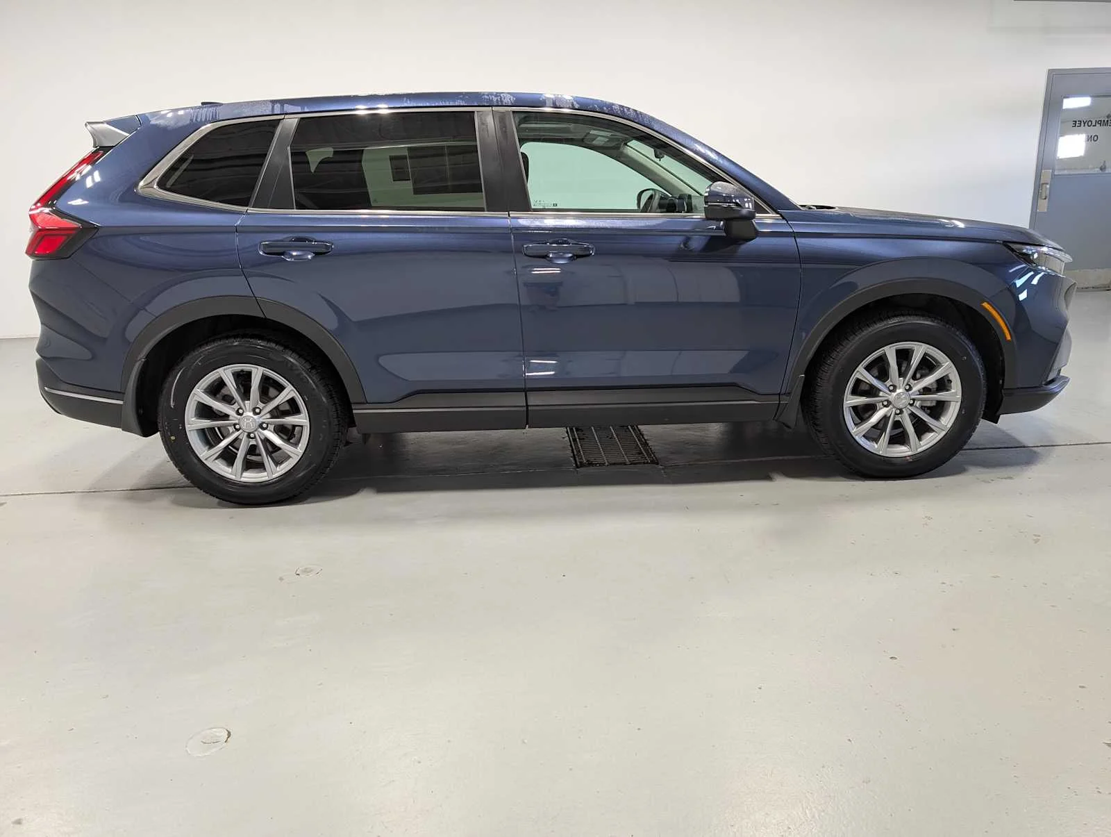 2025 Honda CR-V EX - Photo 7