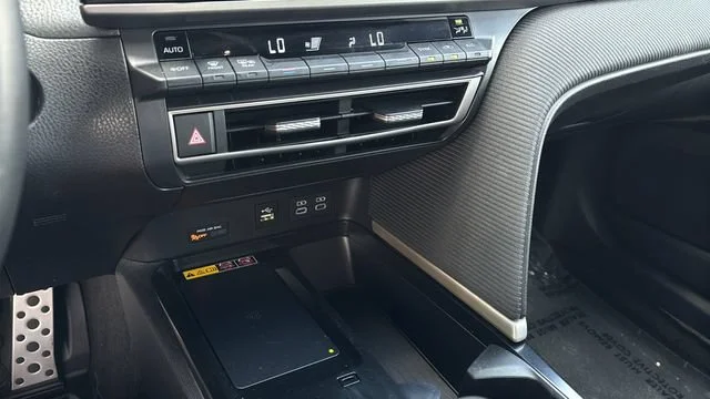 Used 2025  Toyota LE image 29