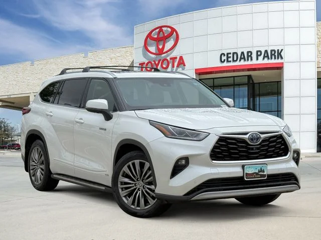2021 Toyota Highlander Hybrid Platinum