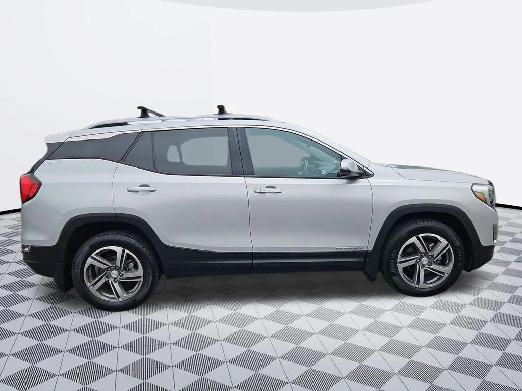 Used 2018 Quicksilver Metallic GMC SLT image 7