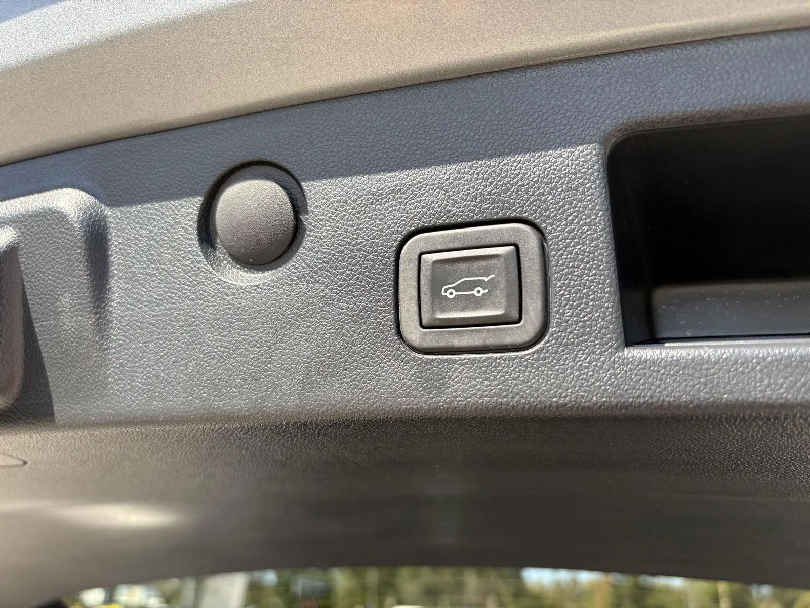 Used 2025 Sterling Gray Metallic Chevrolet AWD LT image 38