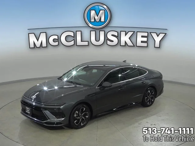 Used 2024 Gray Hyundai SEL image 1