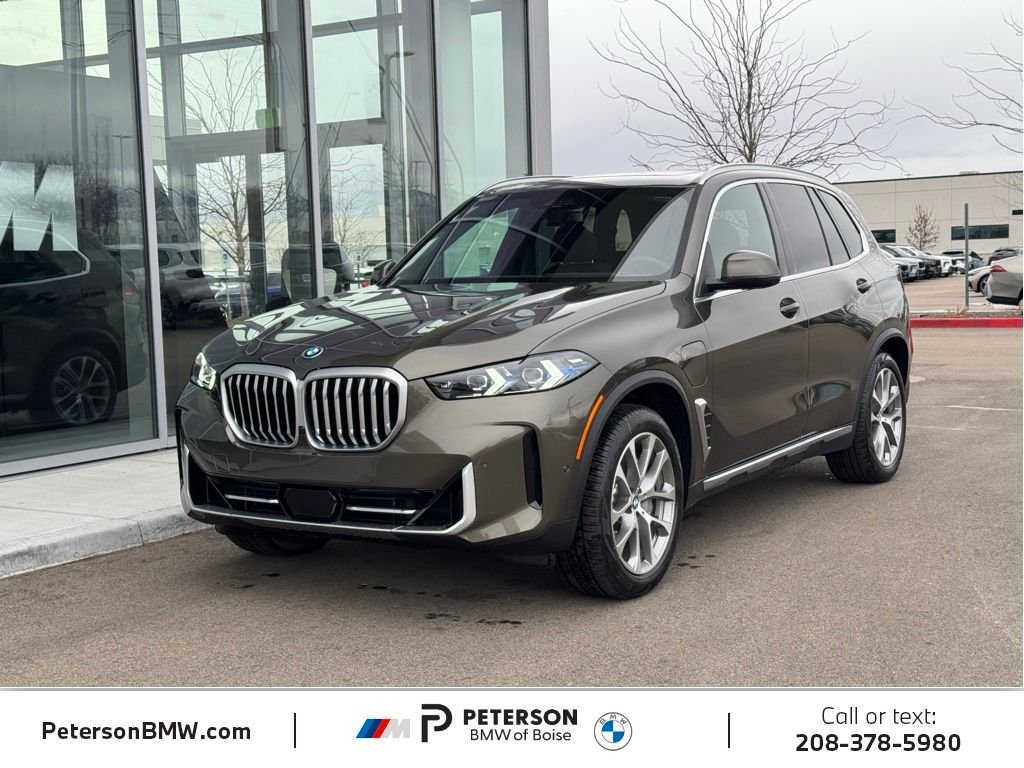 2026 BMW X5 xDrive50e's photo