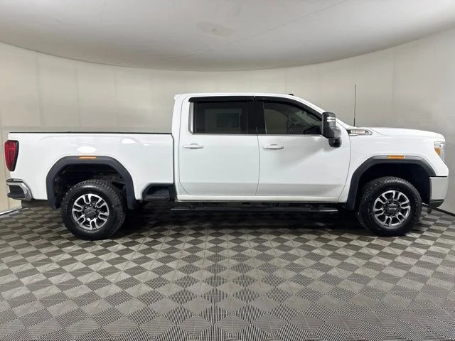 Used 2022 White GMC SLE image 2