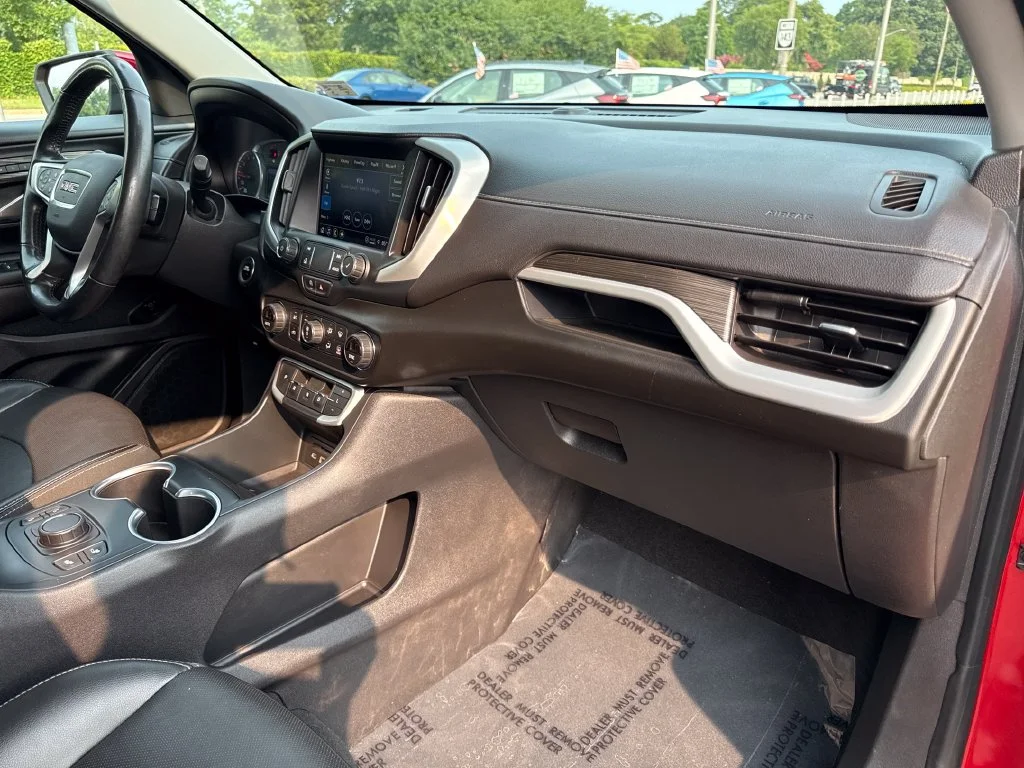 Used 2022 Red GMC SLT image 27
