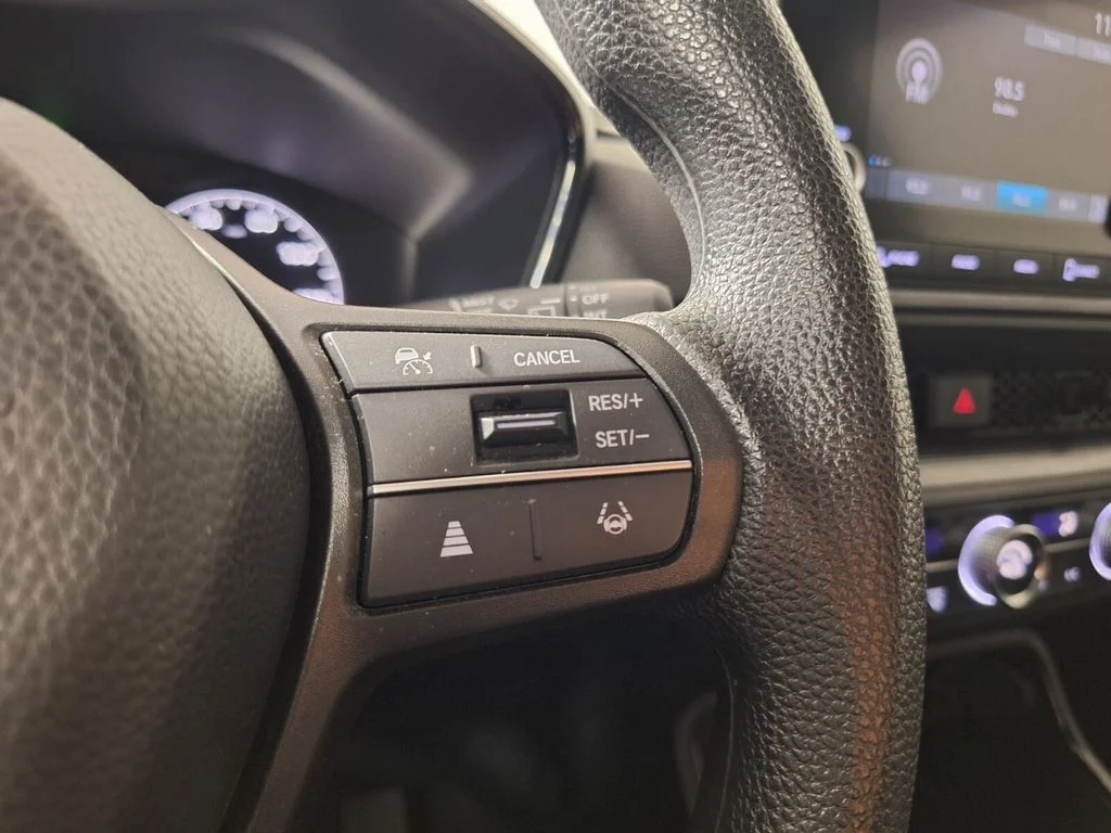 Certified Used 2025  Honda LX image 18