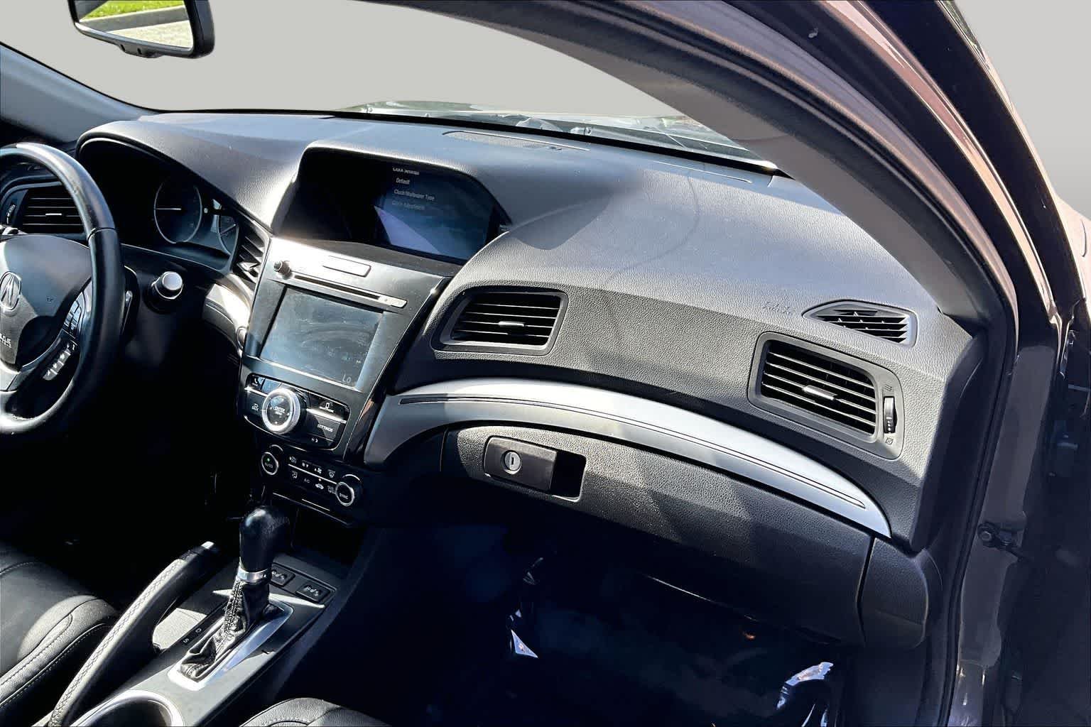 Used 2019 Modern Steel Metallic Acura w/Premium Pkg image 19