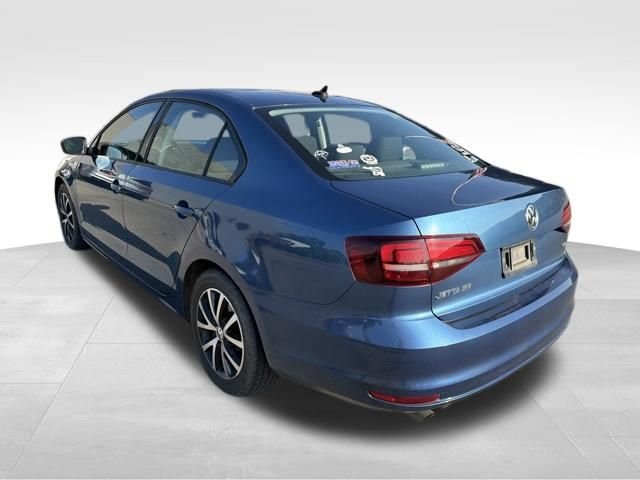 Used 2016 Blue Volkswagen 1.4T SE image 5