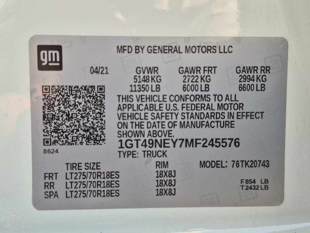 Used 2021 White GMC SLT image 31