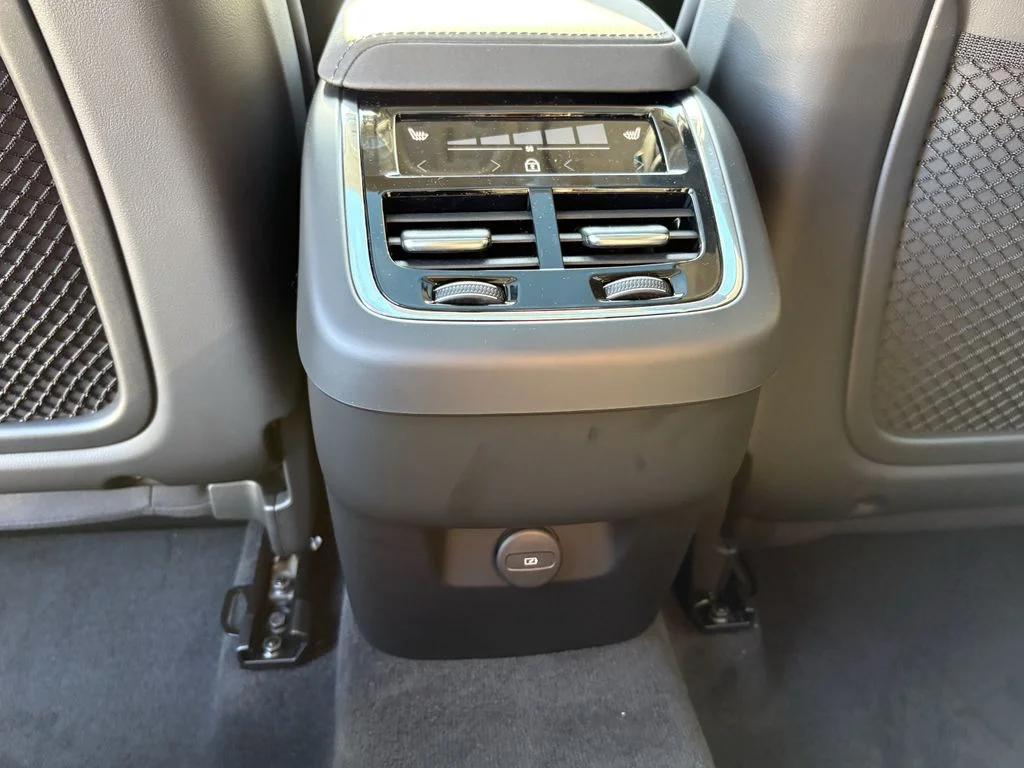 New 2026 Crystal White Volvo Ultra image 26