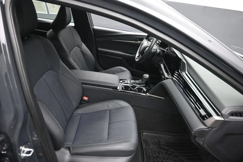 Used 2025  Toyota XSE image 16