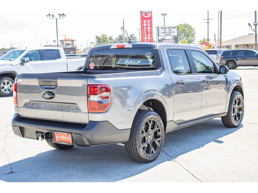 Used 2025 Carbonized Gray Metallic Ford XLT image 8
