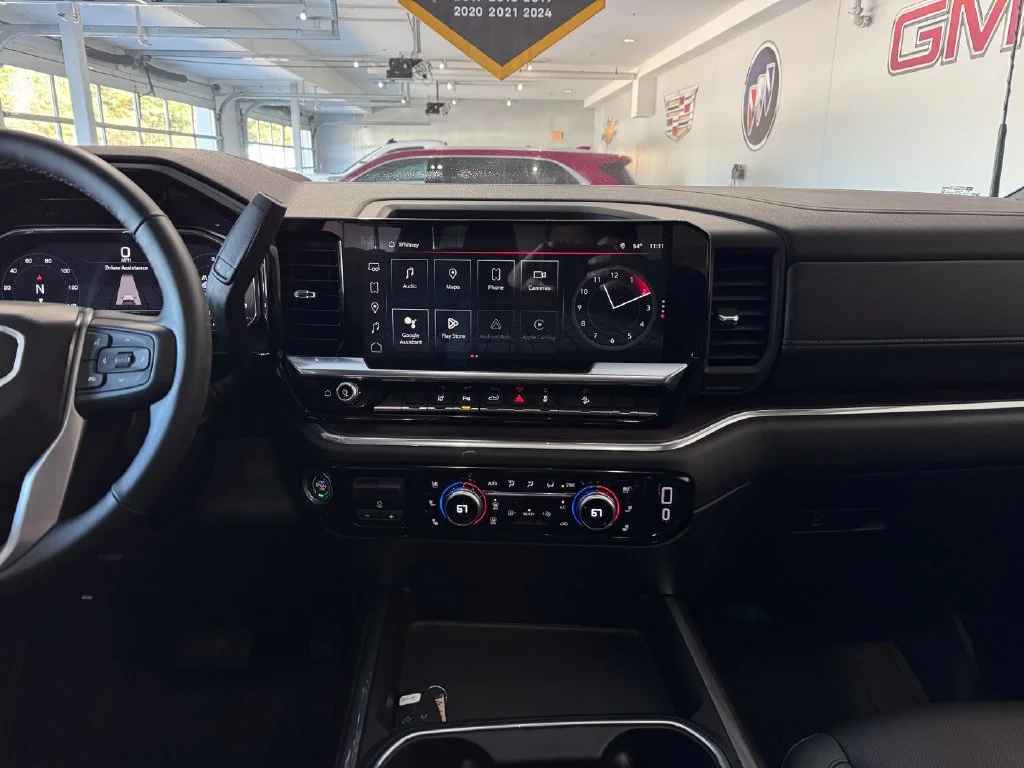 2024 GMC Sierra 2500HD SLT - Photo 19