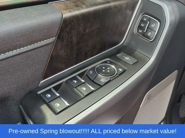 Used 2023 White Ford Lariat image 22
