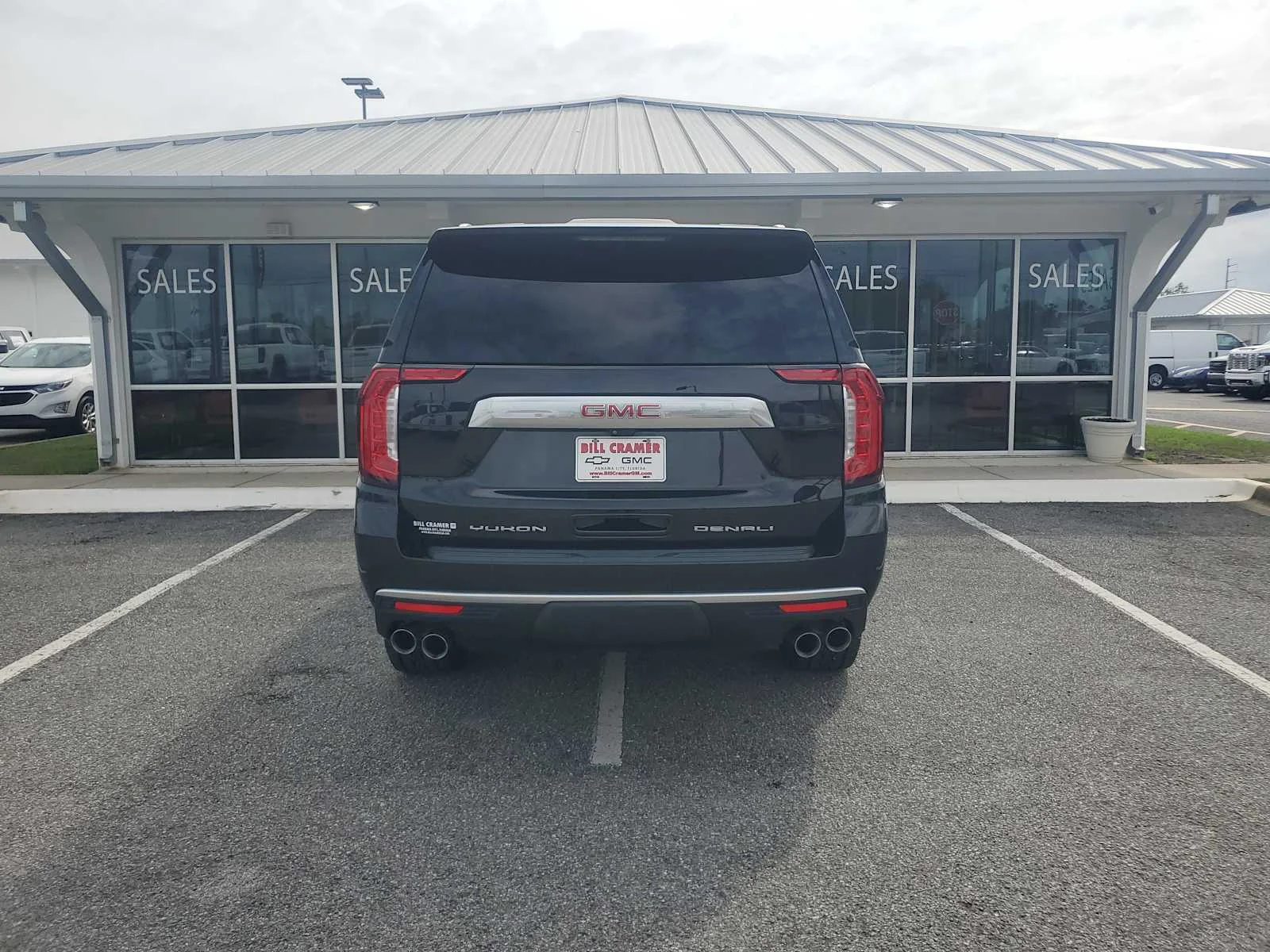 Used 2021 ONYX BLACK GMC Denali image 4