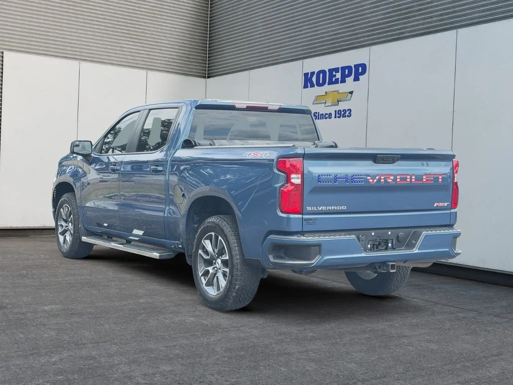 Used 2024 Lakeshore Blue Metallic Chevrolet RST image 3