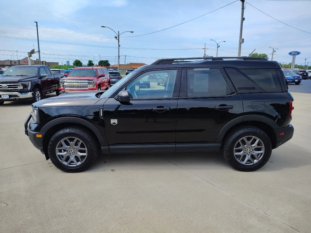 Used 2025 Shadow Black Ford Big Bend image 5