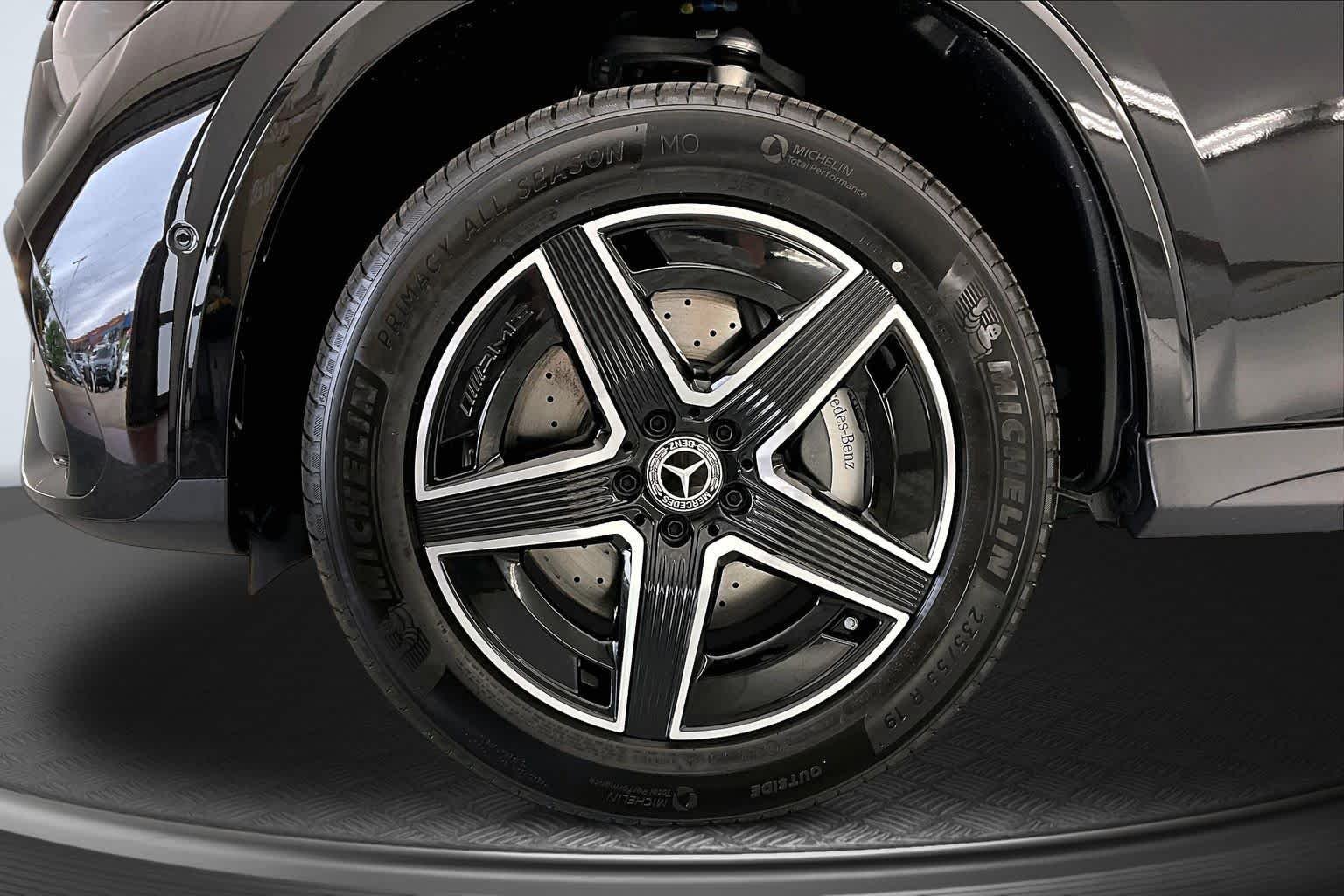 New 2026 Obsidian Black Metallic Mercedes-Benz GLC 300 image 8