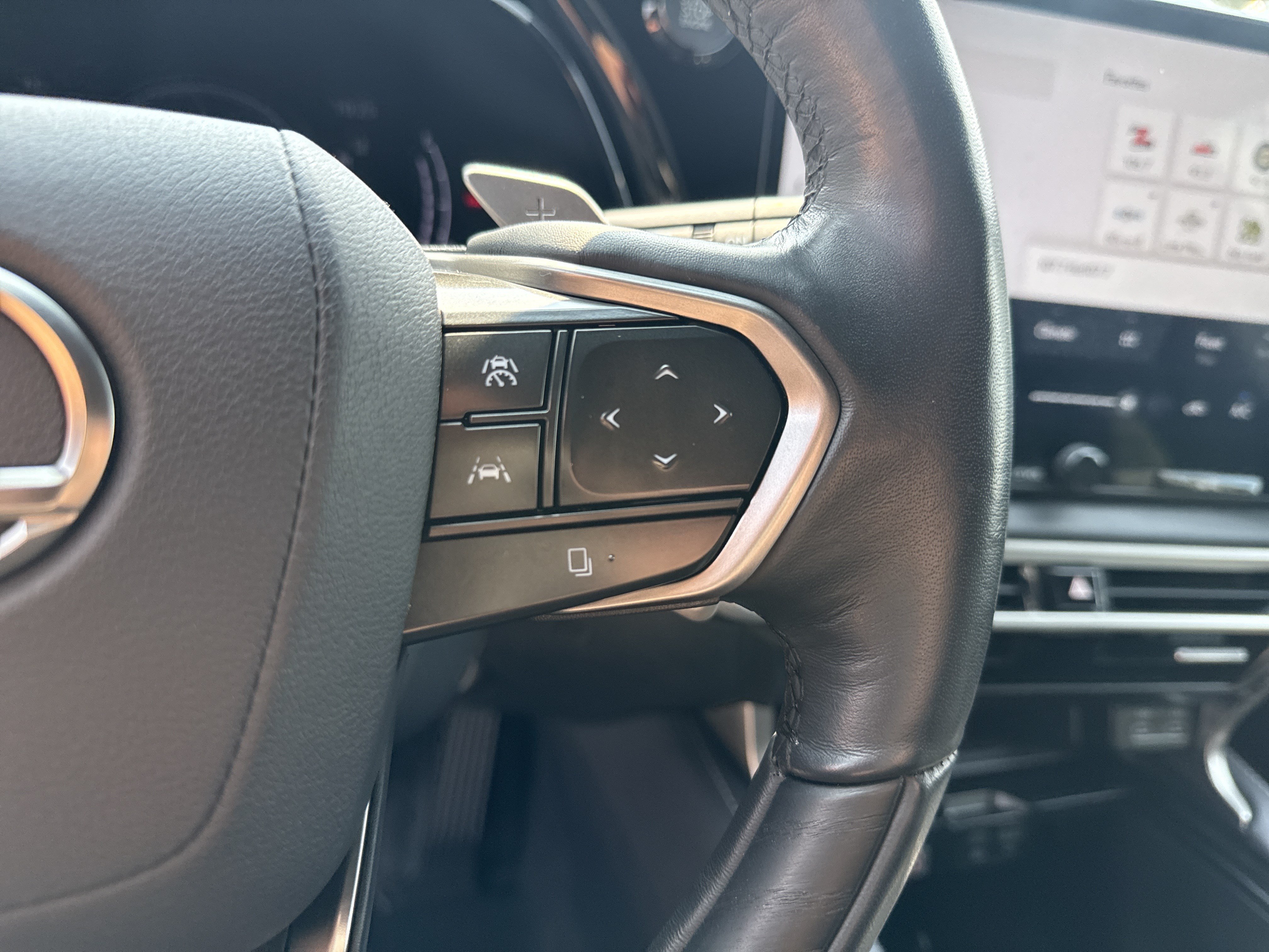 Used 2023 Black Lexus RX 350 Premium image 27