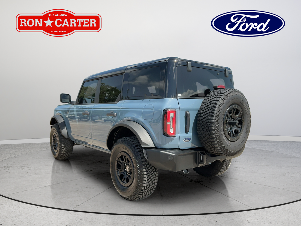 Used 2024 Azure Gray Metallic Ford Wildtrak image 4