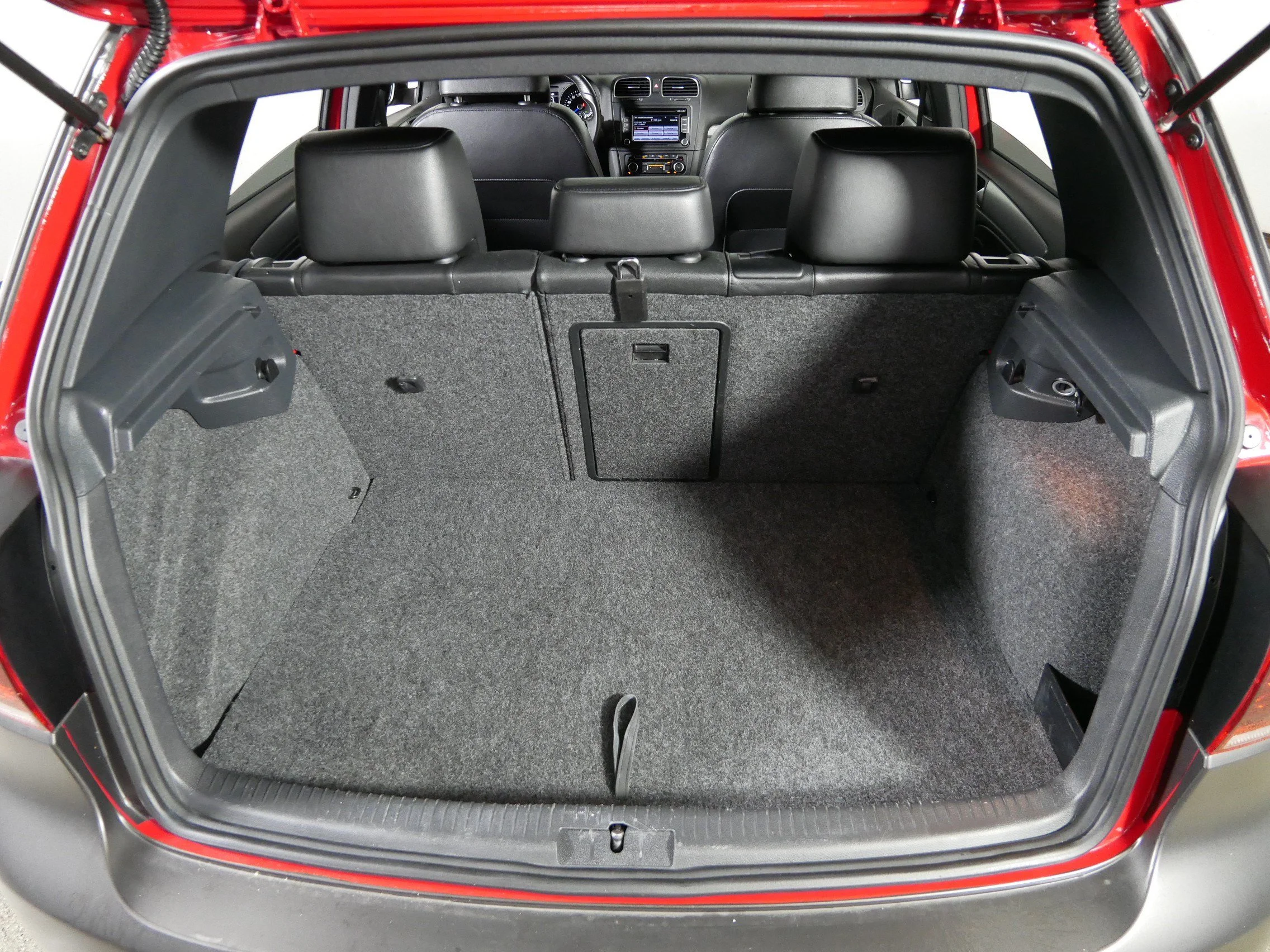 Used 2013 Tornado Red Volkswagen  image 18