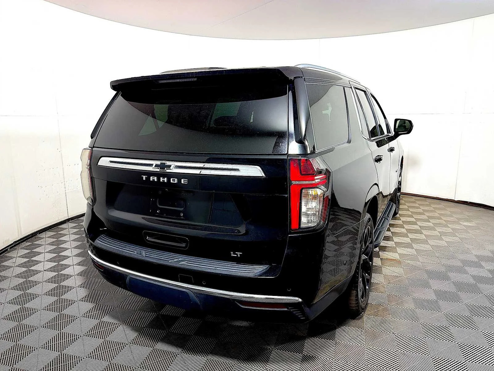 Used 2021 Black Chevrolet LT image 6