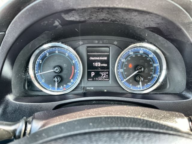 Used 2019 White Toyota LE image 12